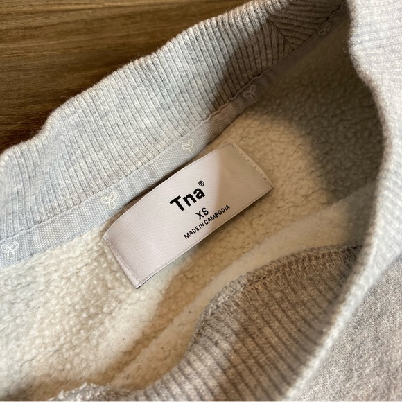 TNA cropped crew neck - Picture 4 of 5